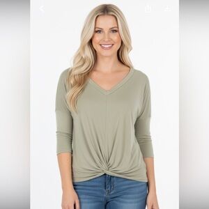 Self Crush tie front green top size small